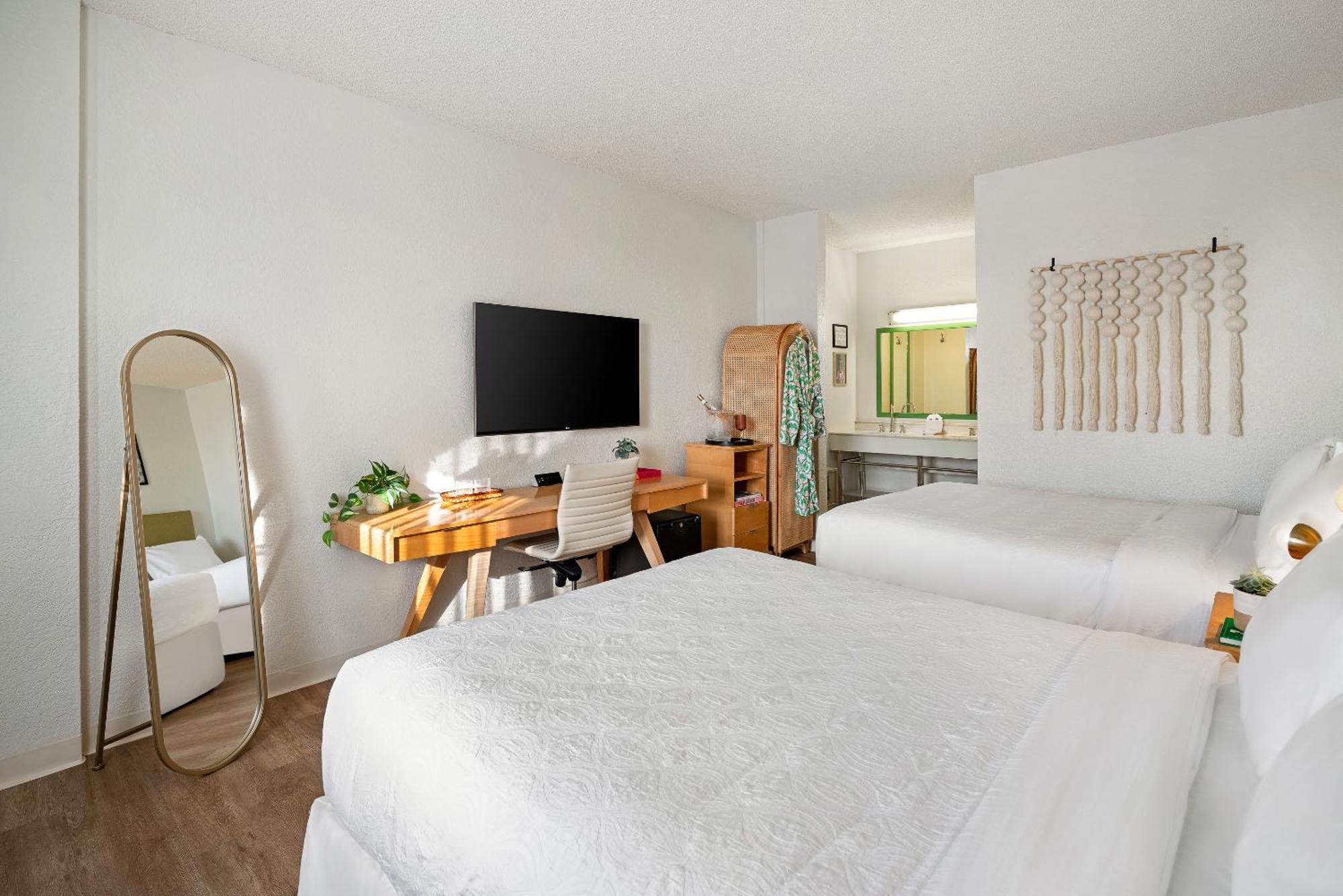 فندق بست ويسترن أون ذا باي إن آند مارينا North Bay Village المظهر الخارجي الصورة
